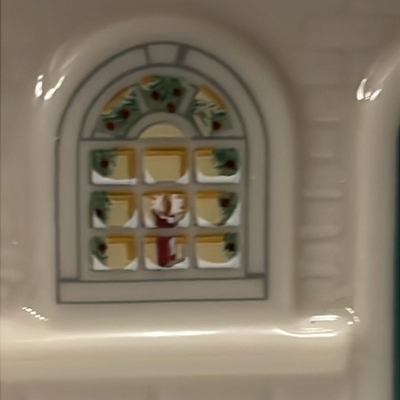 Vintage Lenox Holiday Village Collection Train Station 1992 "Lenox Station" NWT - Picture 9 of 15